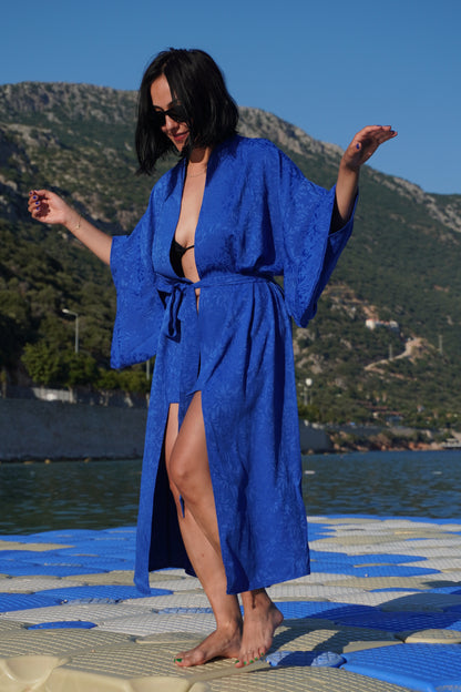 Electric Blue Pamuk Saten Uzun Kimono: Göz Alıcı Saks Mavisi, Şaka Değil