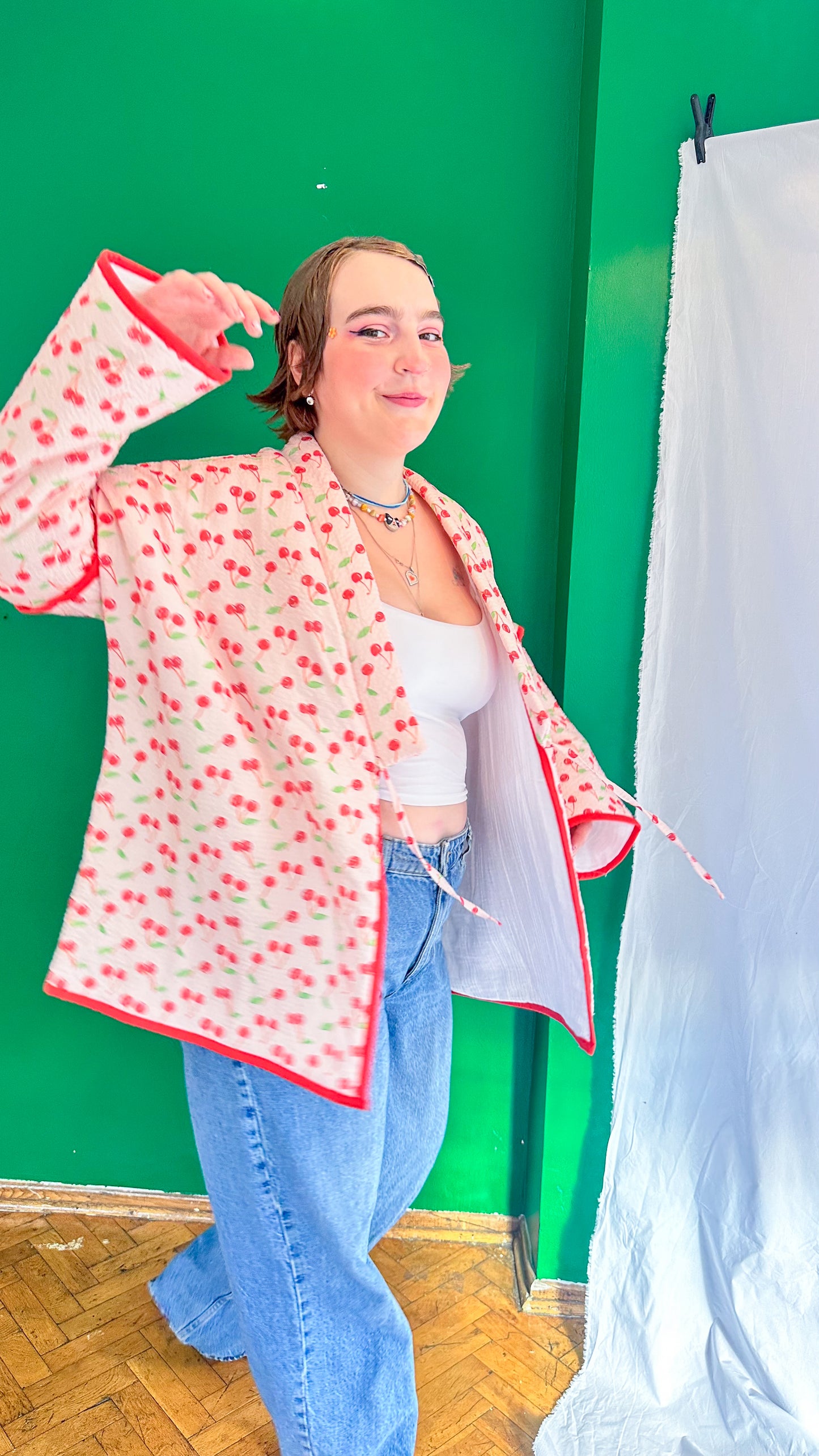 Luna — Kiraz Desenli Müslin Kimono Ceket